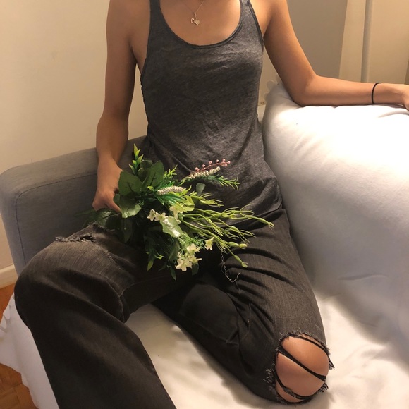 Grey tank top with back detail - Picture 2 of 3